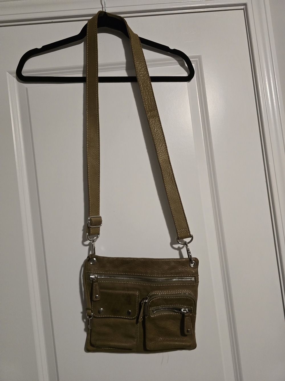Fossil Tan Leather Crossbody Bag with Silver Hardware